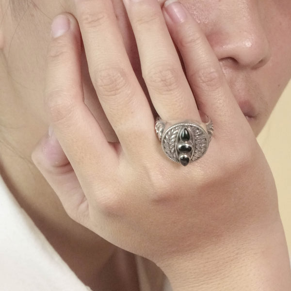 PADI KAPAS Round Ring with Black Onyx Multistones (03RSKS-BO)